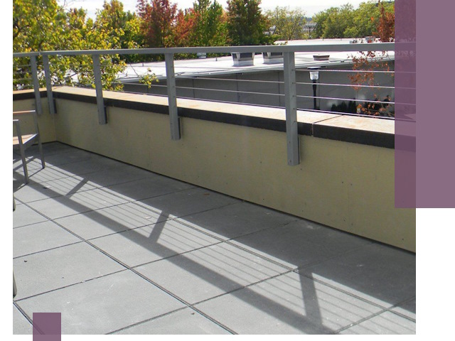 Металлические парапеты под ключ в Стрежевом: монтаж и изготовление