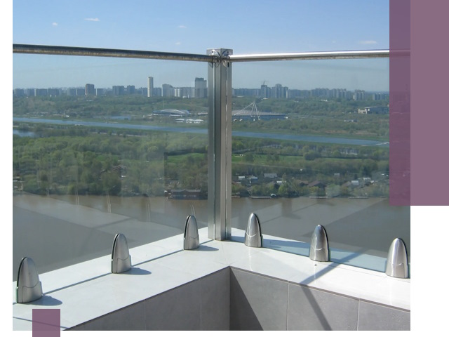 Стеклянные парапеты премиум класса в Стрежевом для домов и бизнесов