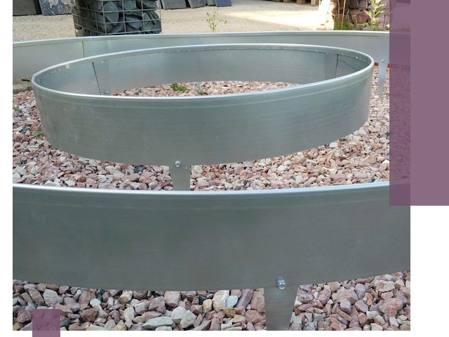 Нержавеющие бордюры под ключ в Стрежевом — изготовление и монтаж