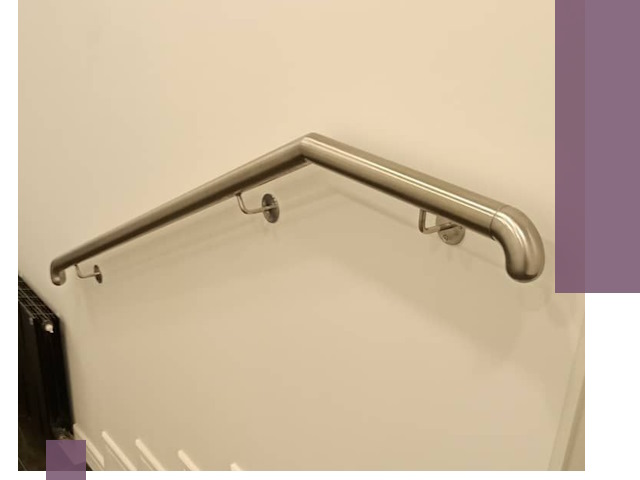 Изготовление пристенных поручней в Стрежевом под ключ за сроки