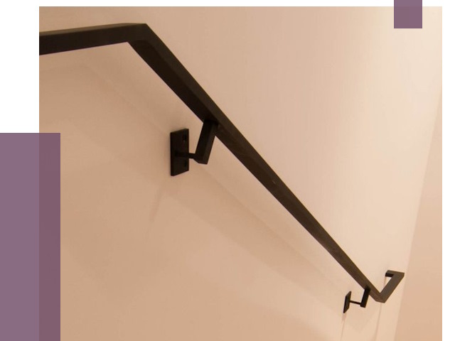 Монтаж пристенных поручней в Стрежевом от 3568 руб. 